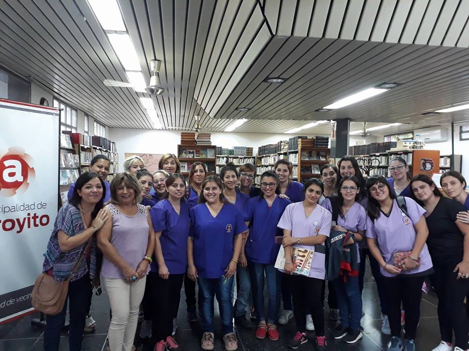 El terciario mercedario visitó la Biblioteca Municipal