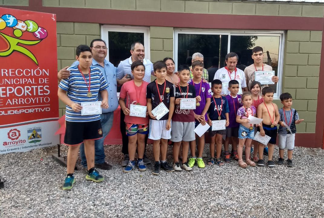 La Curva: cerraron actividades de la Escuelita de Fútbol