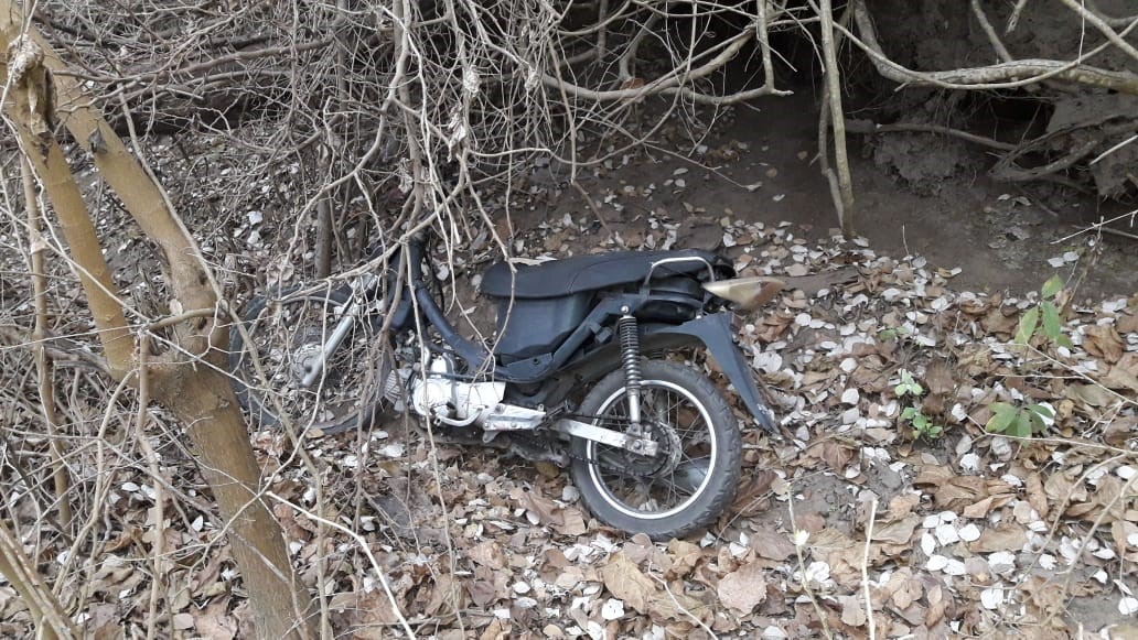 Encontraron una moto abandonada