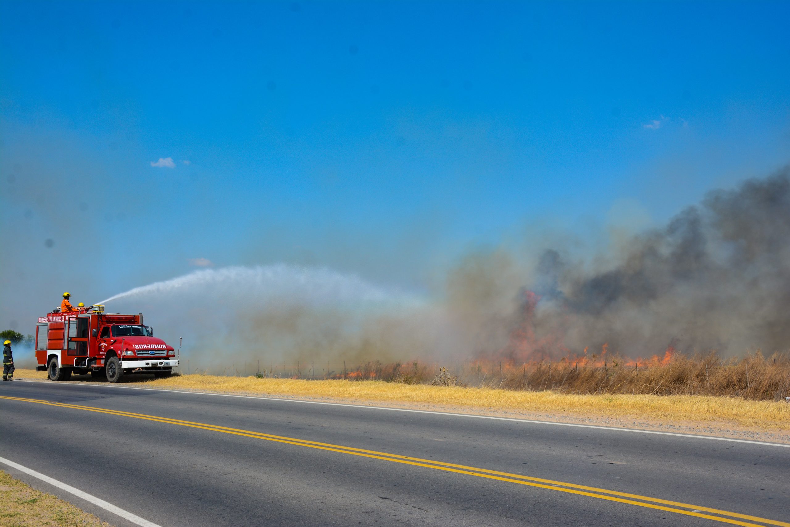 Domingo de incendios en la región