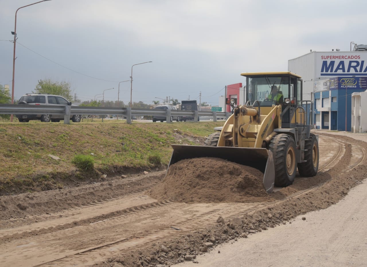 Arroyito: El Gobierno Municipal se encuentra pavimentado la calle Alberdi