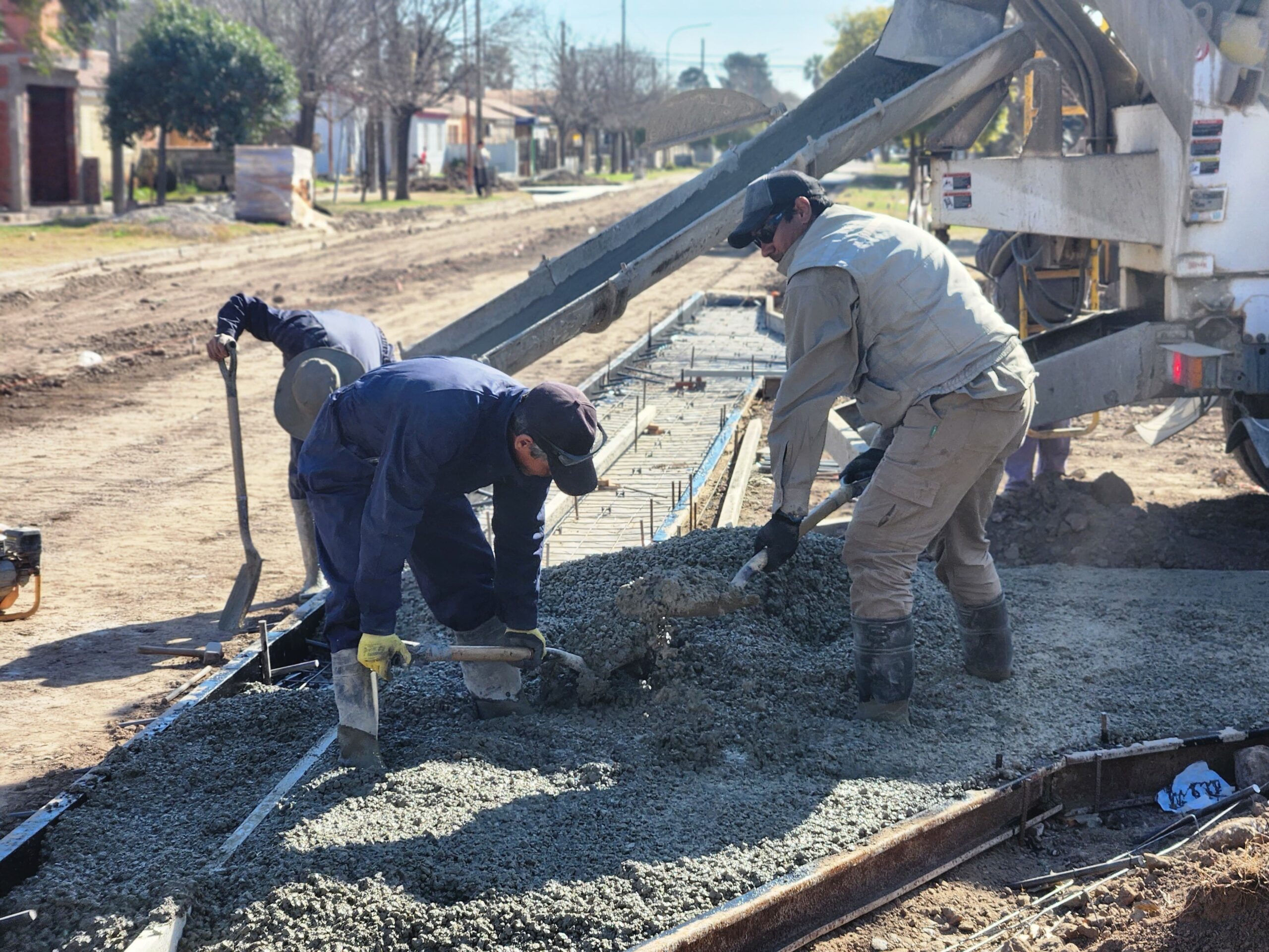 La Francia: El municipio comenzó a implementar un plan de pavimentación